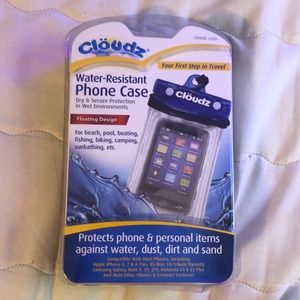 Water resistant cell phone case
